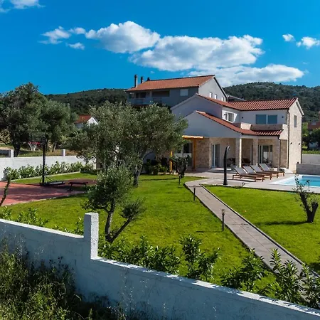 Bodula Villa